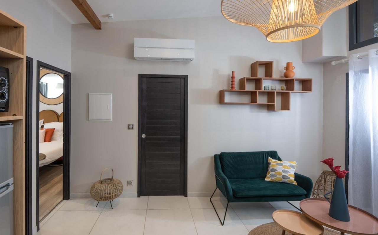 Domaine Le Vaxergues Apartment Сент-Африк Екстериор снимка