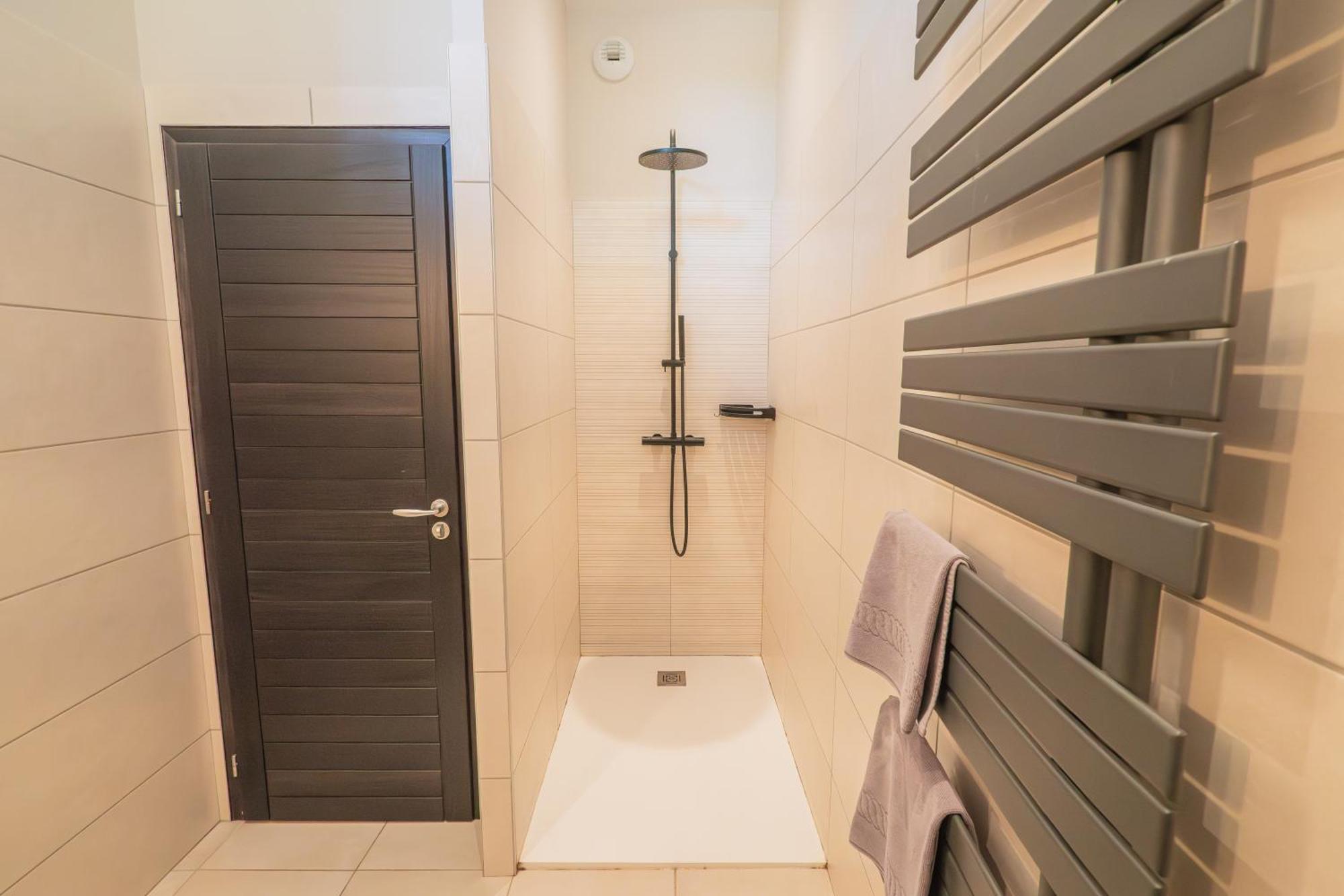 Domaine Le Vaxergues Apartment Сент-Африк Екстериор снимка
